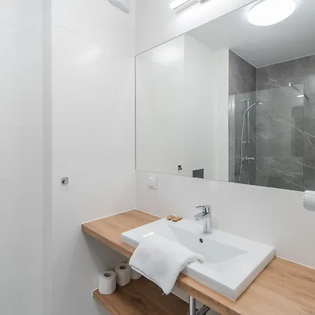 Faro Apartamenty Kasprowicza 20 Ab Kołobrzeg Esterno foto